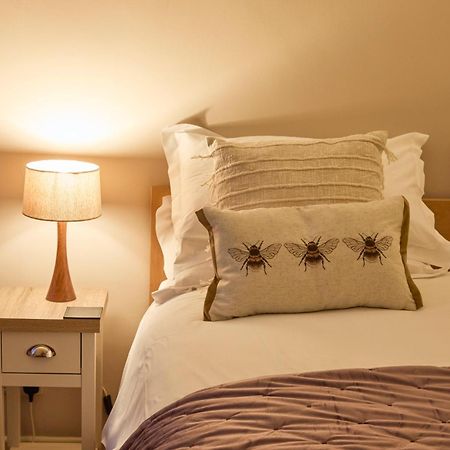 Hunters Lodge Inn Тотнес Екстер'єр фото