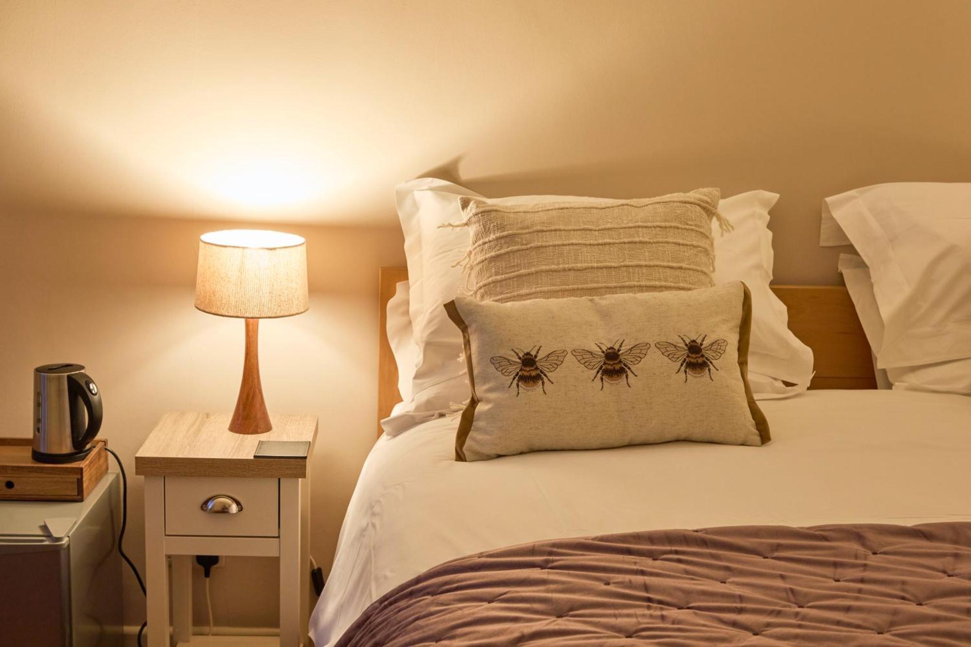 Hunters Lodge Inn Тотнес Екстер'єр фото